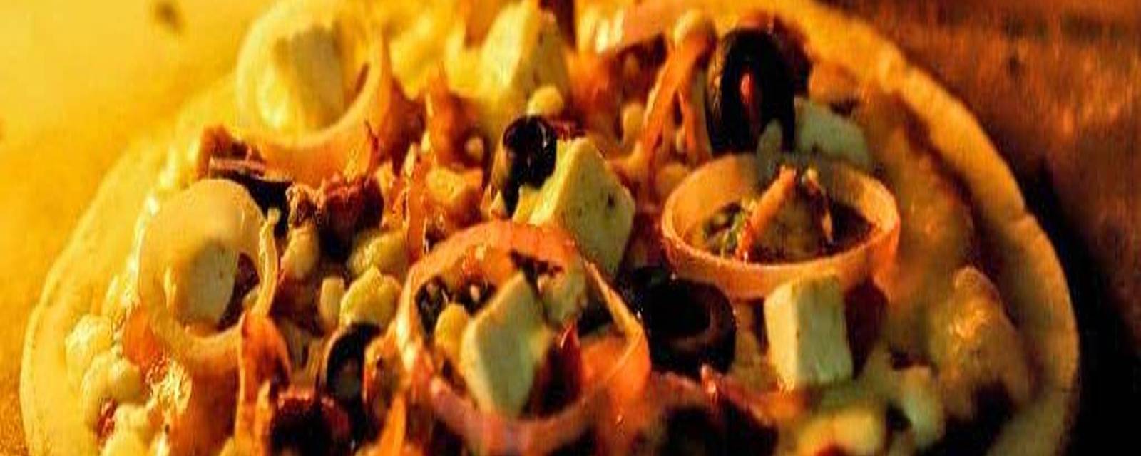 Laa Tio Pizza cover